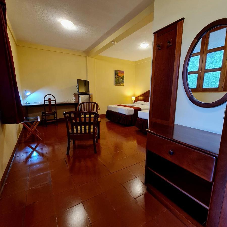 Hotel Austria León المظهر الخارجي الصورة
