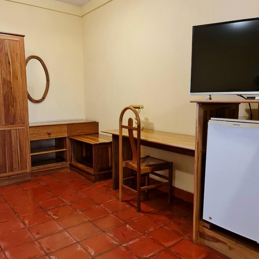 Hotel Austria León المظهر الخارجي الصورة