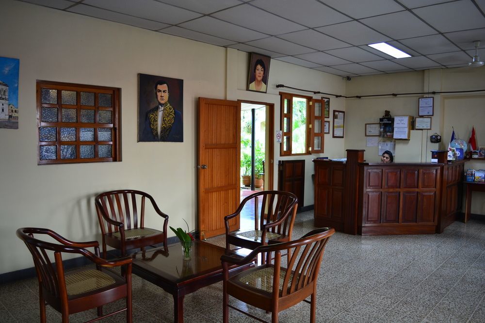 Hotel Austria León المظهر الخارجي الصورة